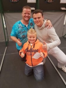 275 update september 00